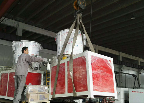 單缸邦定機歐冠發(fā)貨