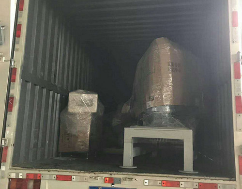 混合機(jī)和邦定機(jī)陸續(xù)發(fā)貨